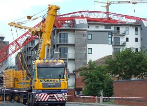liverpool-crane-collapse-clean-up