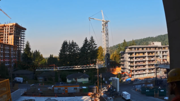 Watch this time-lapse of the Peiner SMK 308 tower crane erection, showcasing the precision and reliability behind a fully refurbished 2002 crane delivered by Bigfoot Crane Company. This video captures the full setup process, highlighting the scale, efficiency, and engineering that make the Peiner SMK 308 a reliable choice on demanding construction sites.