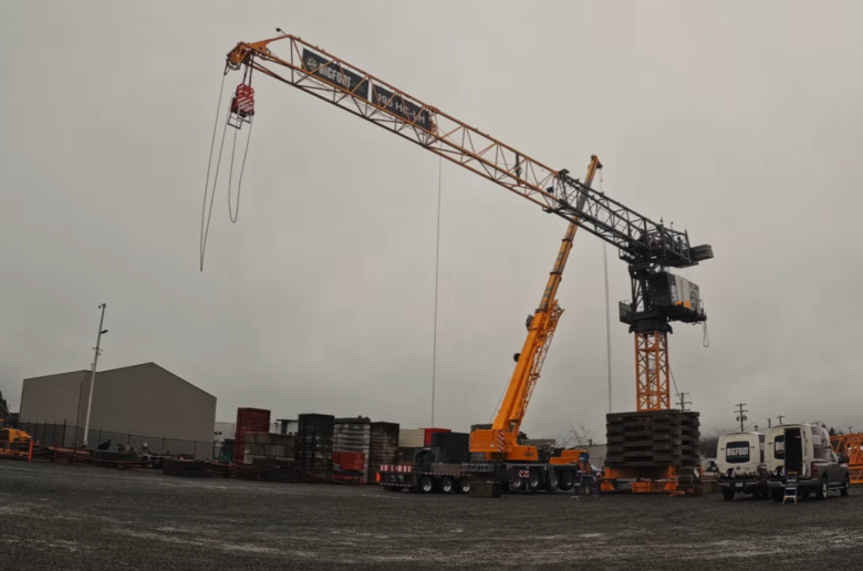 The Liebherr 195 HC-LH 6/12 offers exceptional lifting capacity and reach, making it a game-changer for high-rise construction projects across the country. See how our team coordinates the heavy lifting and technical assembly required to bring this tower crane to life.